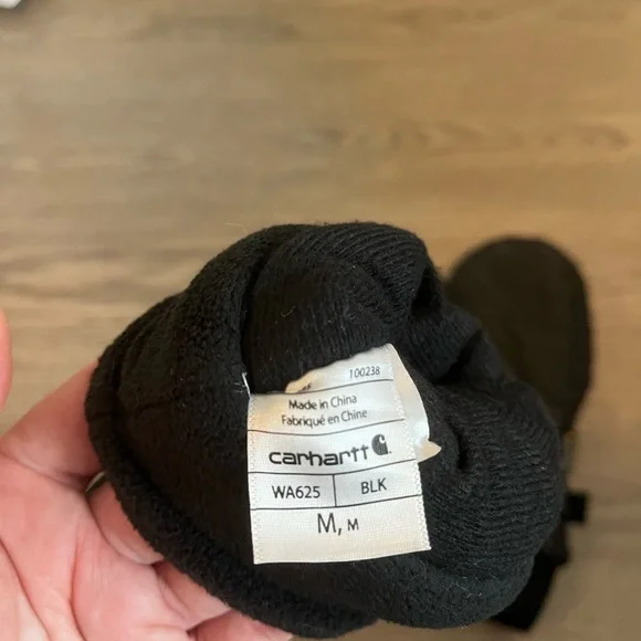 Carharrt Black Quilted Mittens - Picture 4 of 4